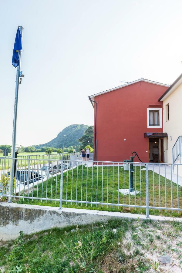Отель Viale Asiago 288 Бассано-дель-Граппа Экстерьер фото